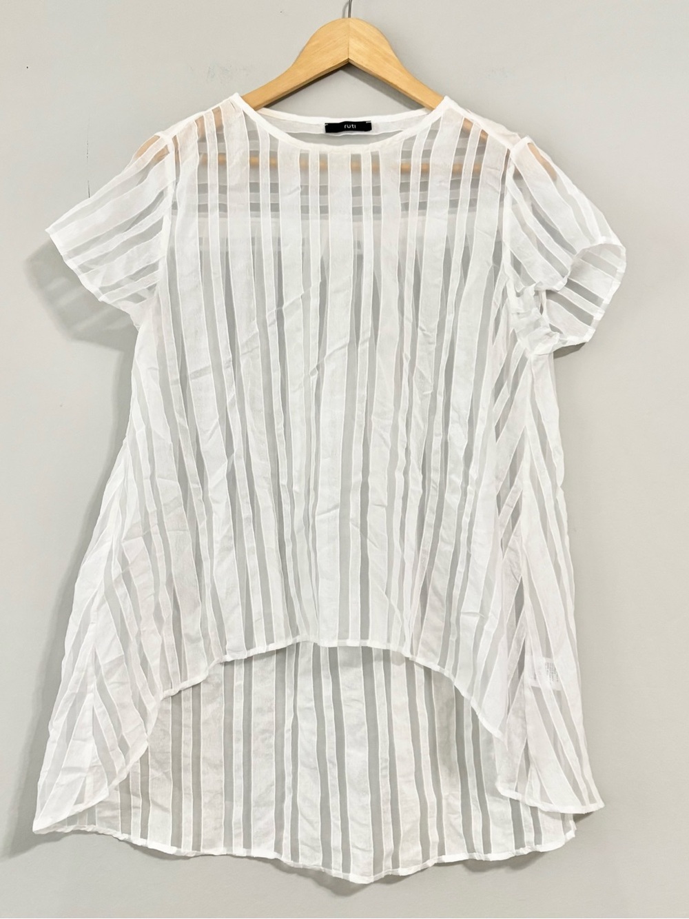 RUTI White Sheer Striped Hi-Low Short Sleeve Blouse